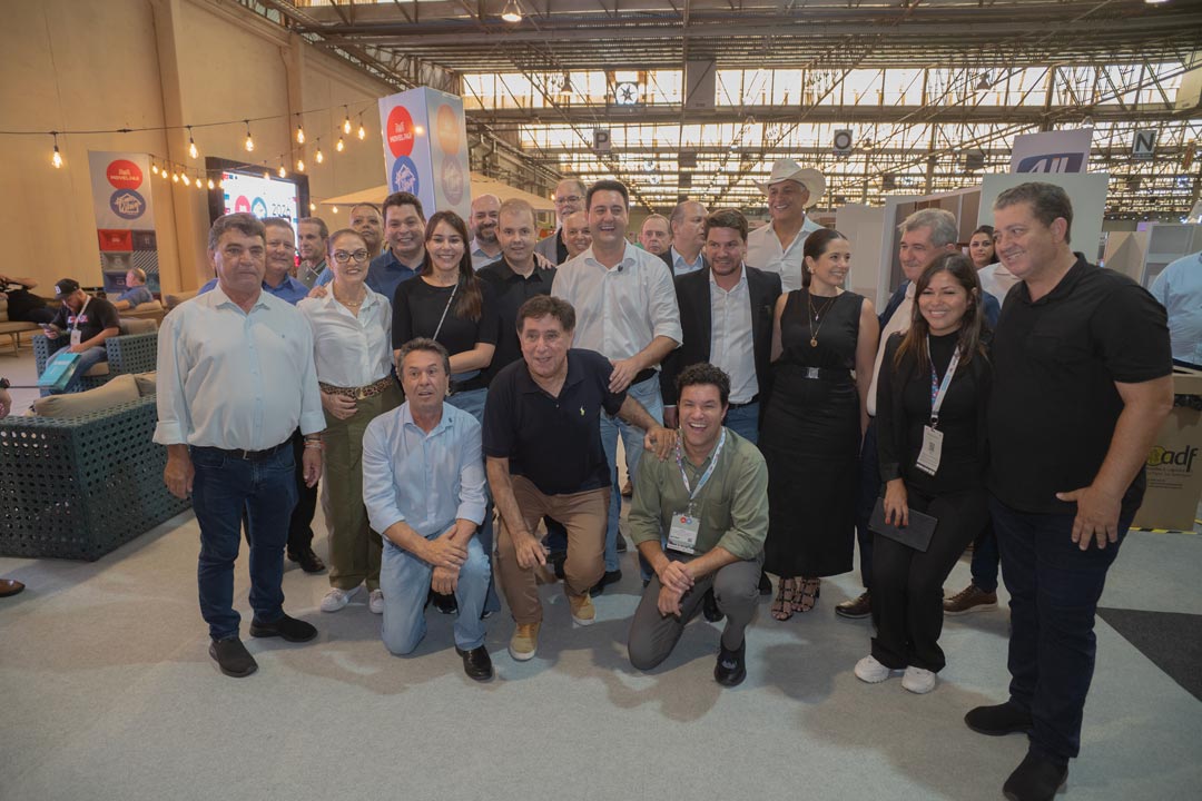 Governador Ratinho Júnior destaca importância da Movelpar Home Show para o Paraná e reforça protagonismo do polo moveleiro